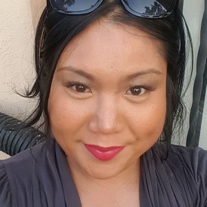 Meet your Posher, Noelle